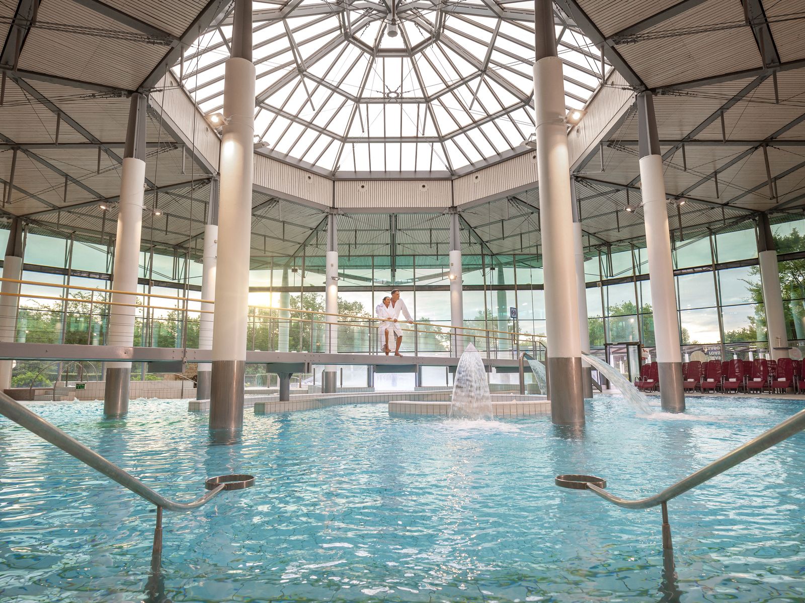ZR_waterpark_indoor_senior_couple_06_TheOther_2025