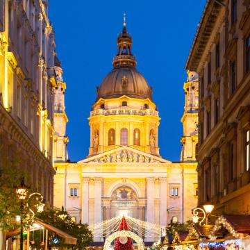 Budapest-Christmas-Market-3-2048x1536